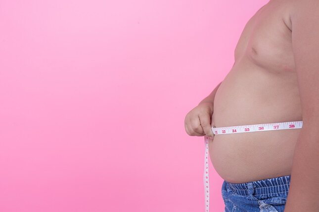 La persona puede perder peso sin problemas con el paso de las semanas, pero la grasa abdominal puede llegar a mantenerse