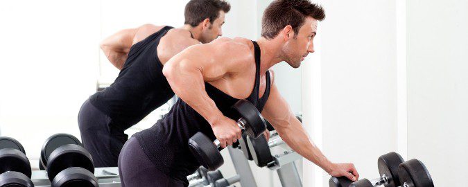 Para ganar músculo es más recomendable la mañana por la segregación de testosterona