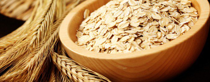 Podemos encontrar la vitamina E en cereales como la avena