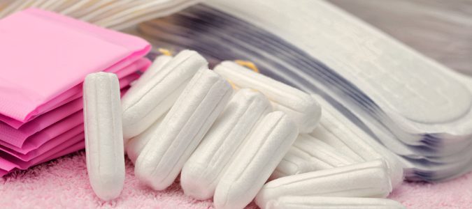Es recomendable alternar el uso de compresas y tampones durante la menstruación.