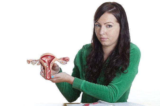 No se sabe a ciencia cierta qué e lo que causa el cáncer de ovario