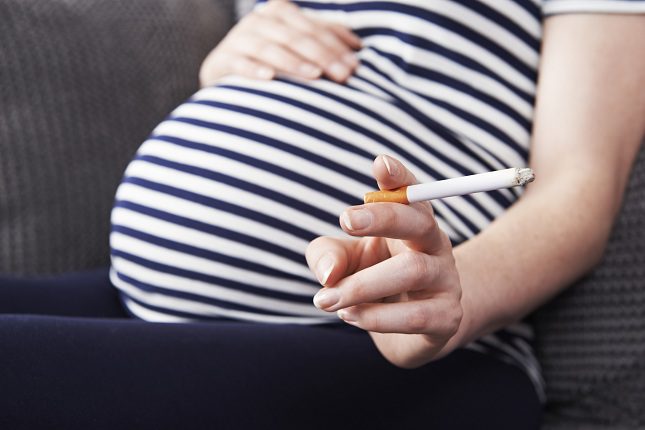 En un alto porcentaje de las madres fumadoras existe el riesgo de que pierdan el niño sin que éste llegue a nacer