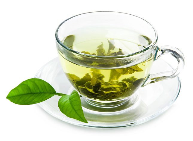 Hay quien recomienda el consumo de tres verde tazas de té al día