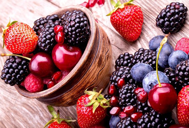 Los frutos rojos contienen un elevado número de vitaminas y minerales