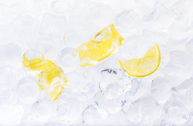  La técnica del limón congelado nos ayuda a poder aprovechar la cáscara de este alimento de manera que podamos optimizarlo al máximo. 