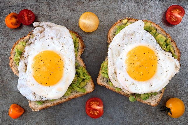 Los huevos están repletos de poderosos antioxidantes que ayudarán a proteger tus ojos