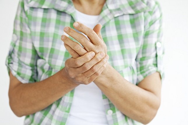 Si sientes picor en los dedos de forma crónica o varios días seguidos, sabrás lo incómodo que puede ser