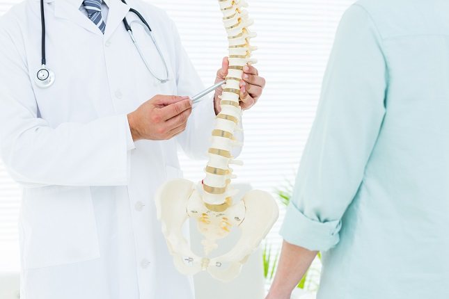 La estenosis espinal puede ser una afección congénita