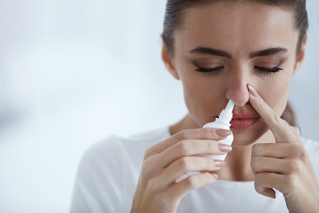 La sinusitis aguda se produce por una complicación del resfriado común