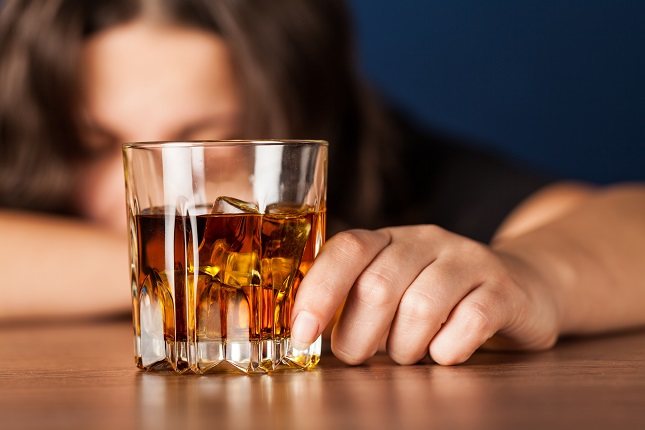 Beber alcohol no es bueno para la salud 