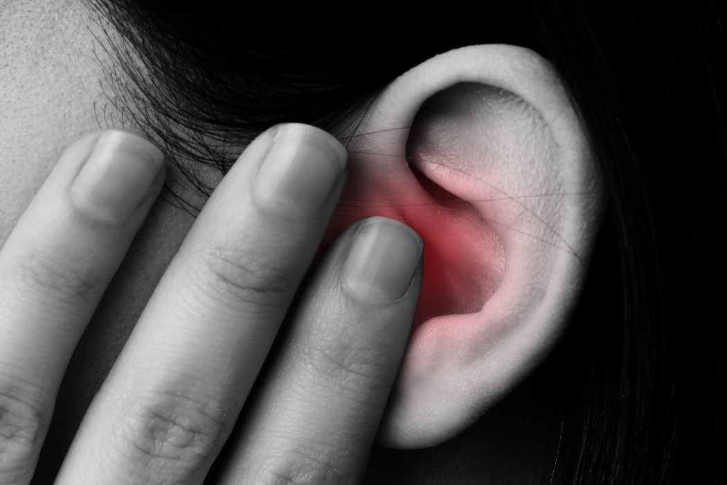 Infección de oído, ¿cuáles son sus síntomas y cómo tratarla?