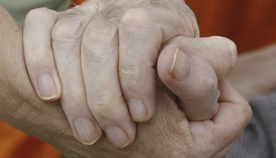 ¿Cómo afrontar que un familiar sufra Alzheimer?