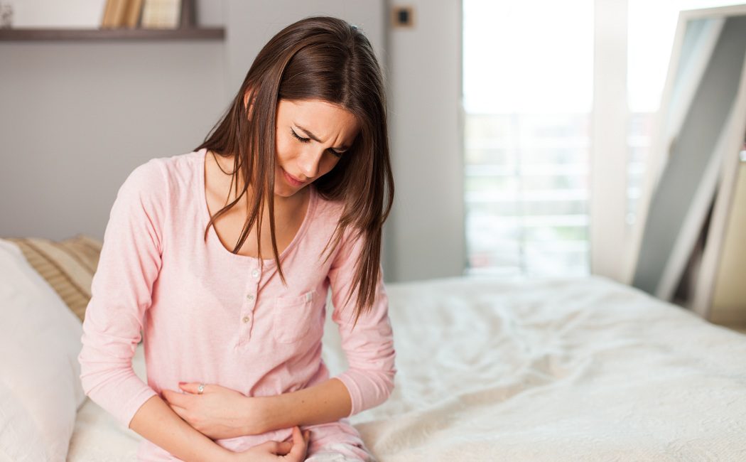 ¿Es normal sentir dolor menstrual durante las primeras semanas de embarazo?