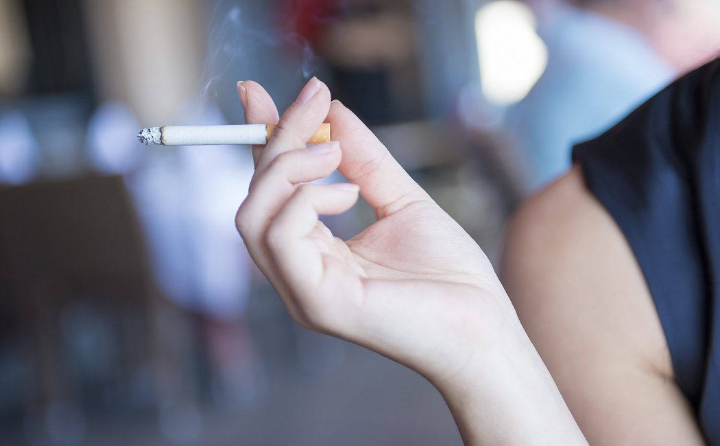 Qué es el tabaquismo pasivo y cómo te puede afectar