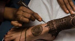 Tatuajes temporales de henna, ¿entrañan riesgos para la salud?