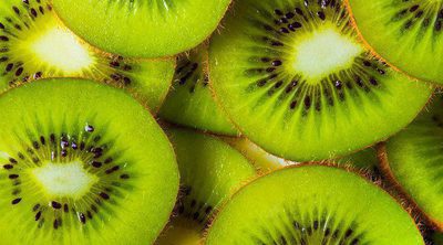 Por qué si eres deportista debes comer Kiwi