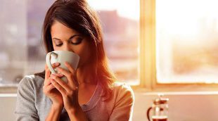 ¿Tomas café y eres mujer? ¡Necesitas saber esto!
