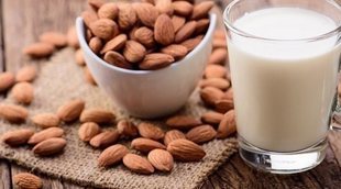 Por qué la leche de almendras es buena para tu salud