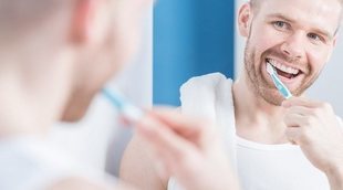 ¿Es bueno cepillarse los dientes justo después de comer?