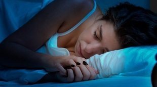 Qué hacer para mejorar el sueño: el teléfono fuera del dormitorio